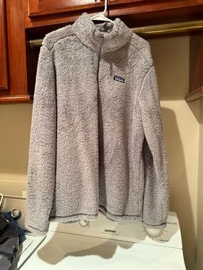 Patagonia Light Gray Plush Sherpa Zip-Up Jacket